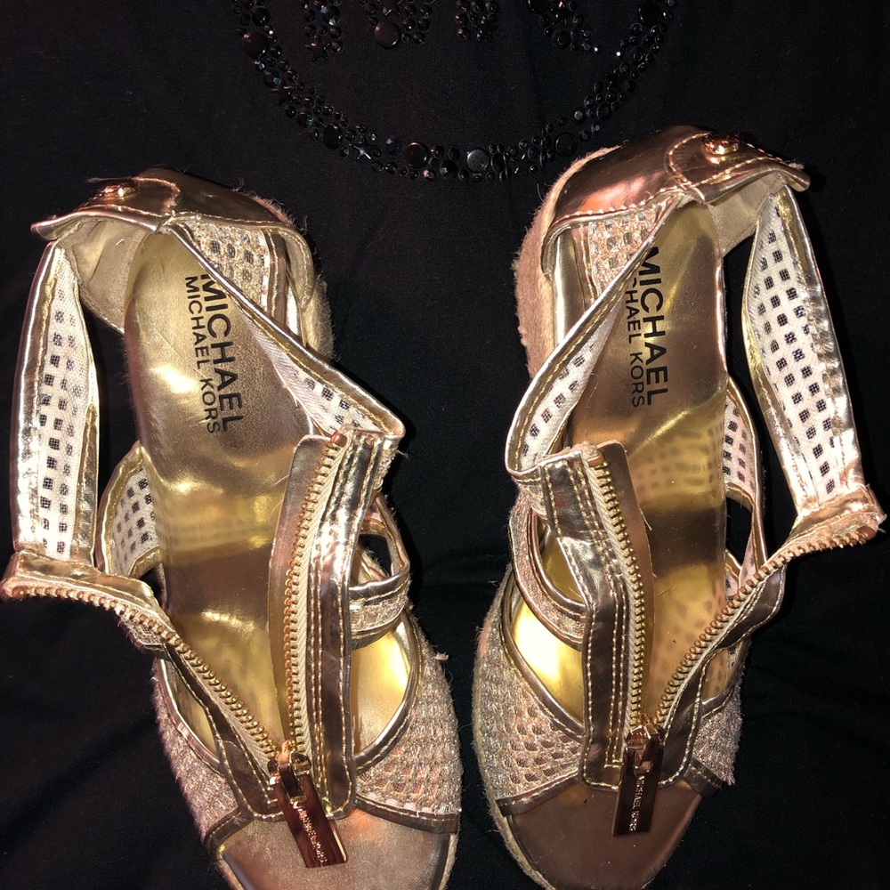 Sandals - Picture 4 of 6